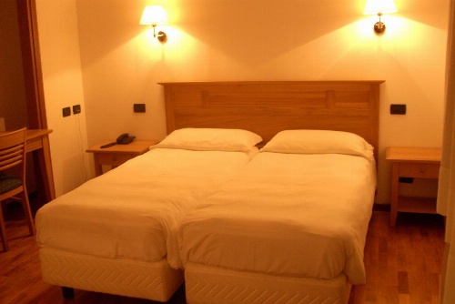 Center Hotel image 2